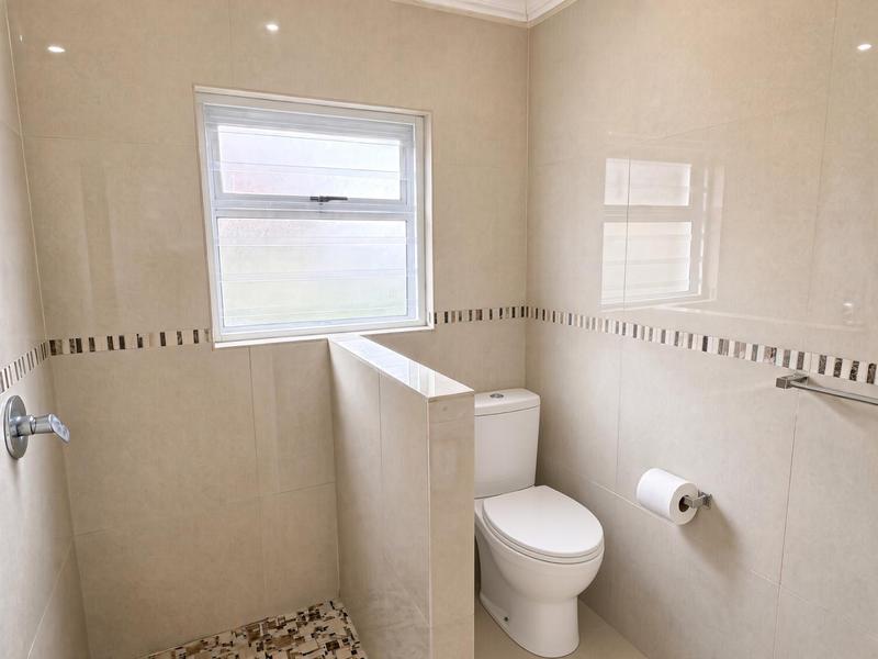 To Let 2 Bedroom Property for Rent in Fish Hoek Western Cape